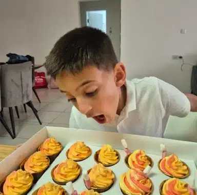 איך מכינים קאפקייקס מדורה לירון רופא