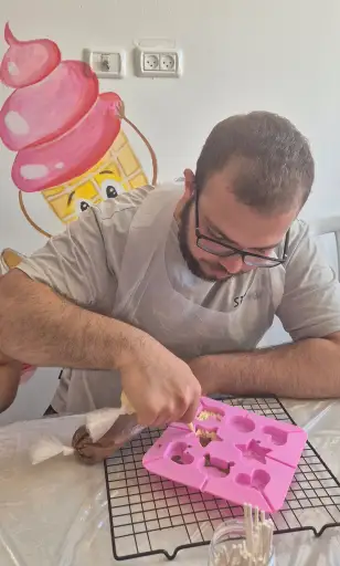 האם סדנת שוקולד מתאימה להפעלת יום הולדת לבנים לירון רופא