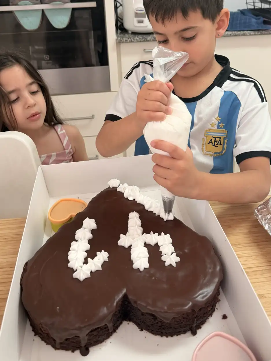 איך מכינים עוגת שוקולד גדולה עוגת גן לירון רופא