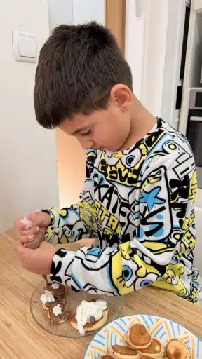 רעיון לפעילות בבית עם הילדים קונדיטוריה בבית לירון רופא