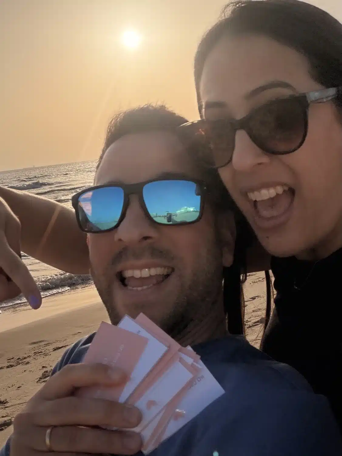 רעיון למתנה לבן זוג משחק שאלות זוגי לירון רופא